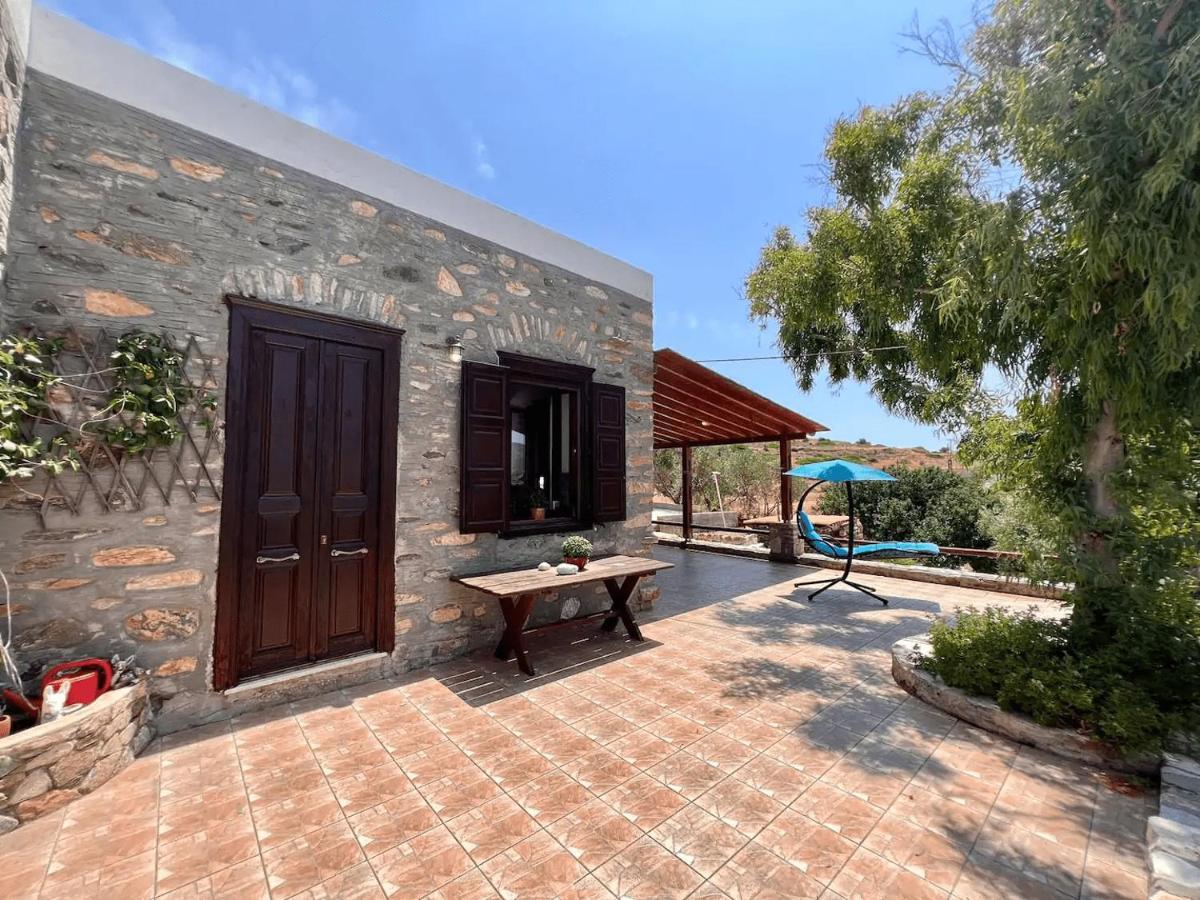 Πέτρινο Εξοχικό Σπίτι Στη Σύρο Agros  Buitenkant foto