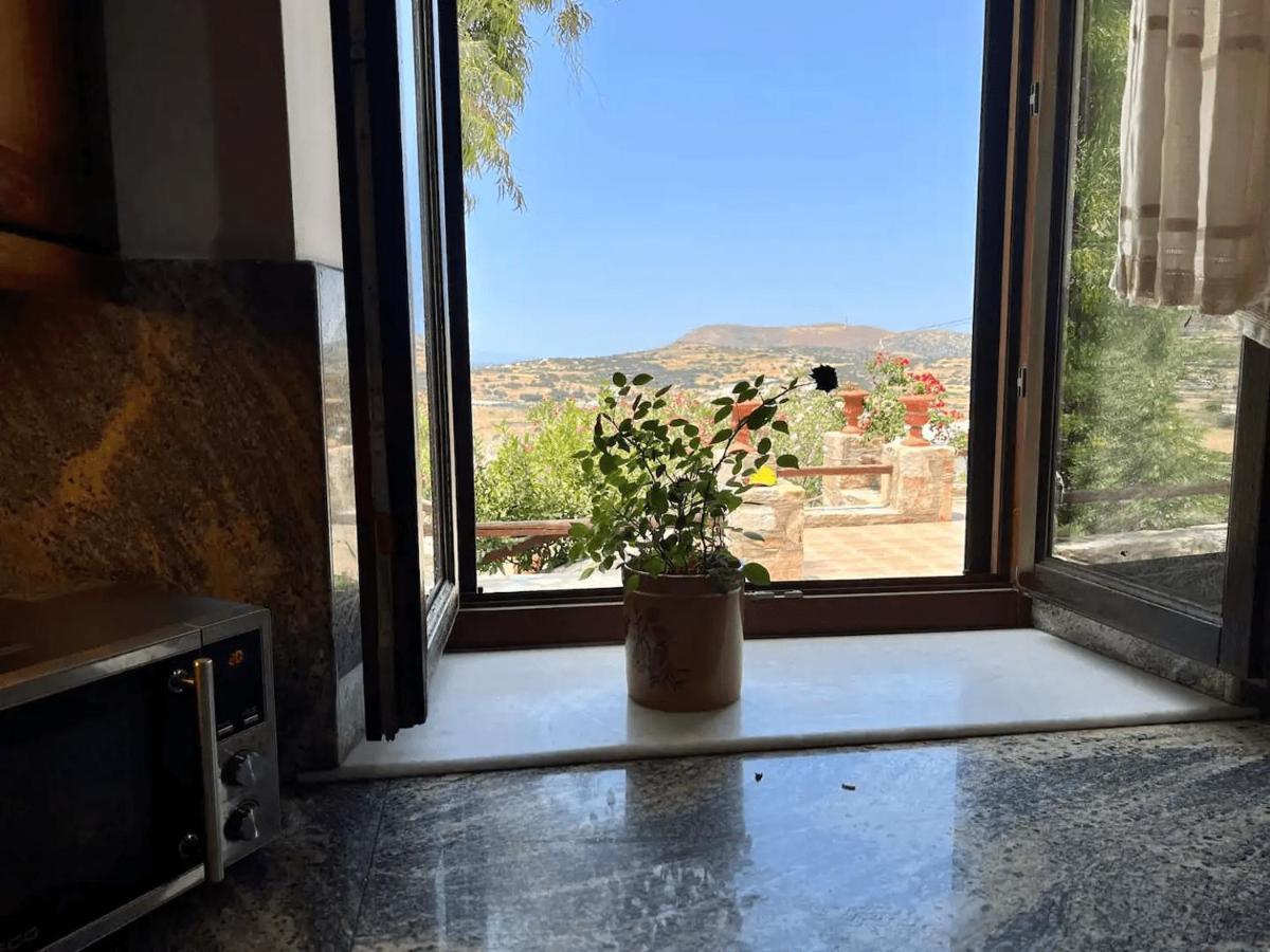 Πέτρινο Εξοχικό Σπίτι Στη Σύρο Agros  Buitenkant foto